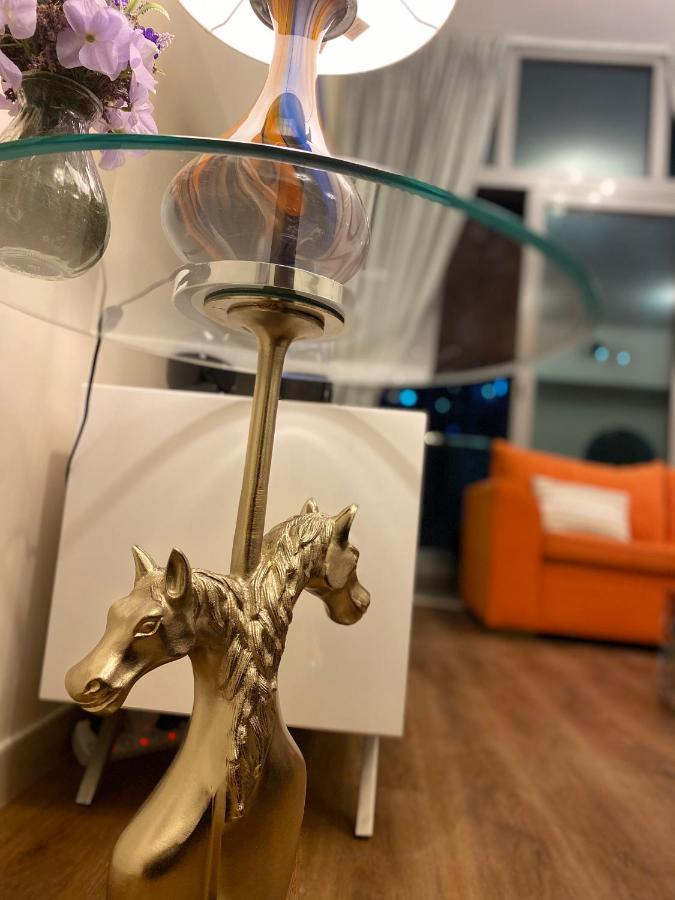 Luxury 1Br In Dubai Marina, Ask For July Full Month Offer Lägenhet Exteriör bild